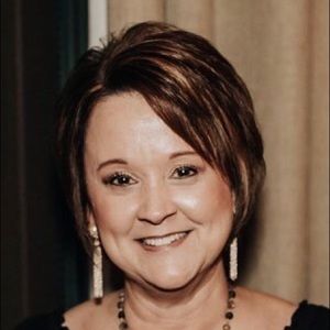 Meet your Posher, Debbie